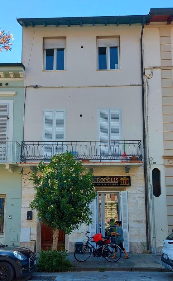 Apartament Acropolis Viareggio Zewnętrze zdjęcie